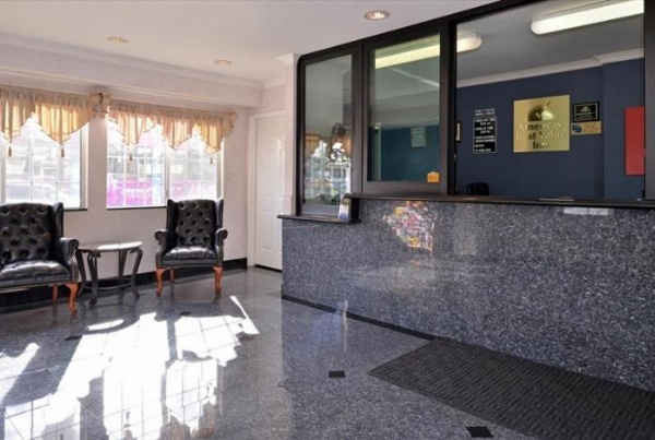 Americas Best Value Inn Hollywood Main image